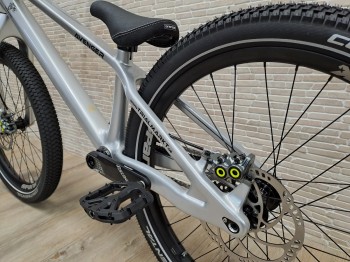 Bike 24" Extention Avenger Carbon - silber