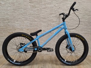 Bike 24" Extention Jarvis Ltd. MT5 - hellblau